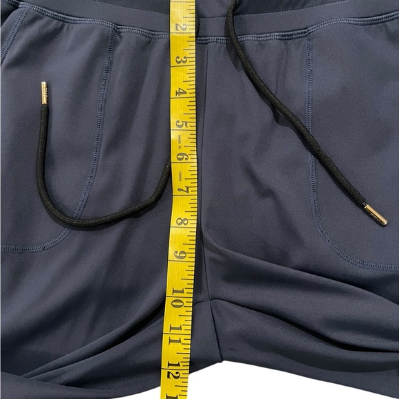 Sold dont buy Joggers Draw String Pants Pockets Zip Hem Navy Blue Women’s Size M - Picture 13 of 15